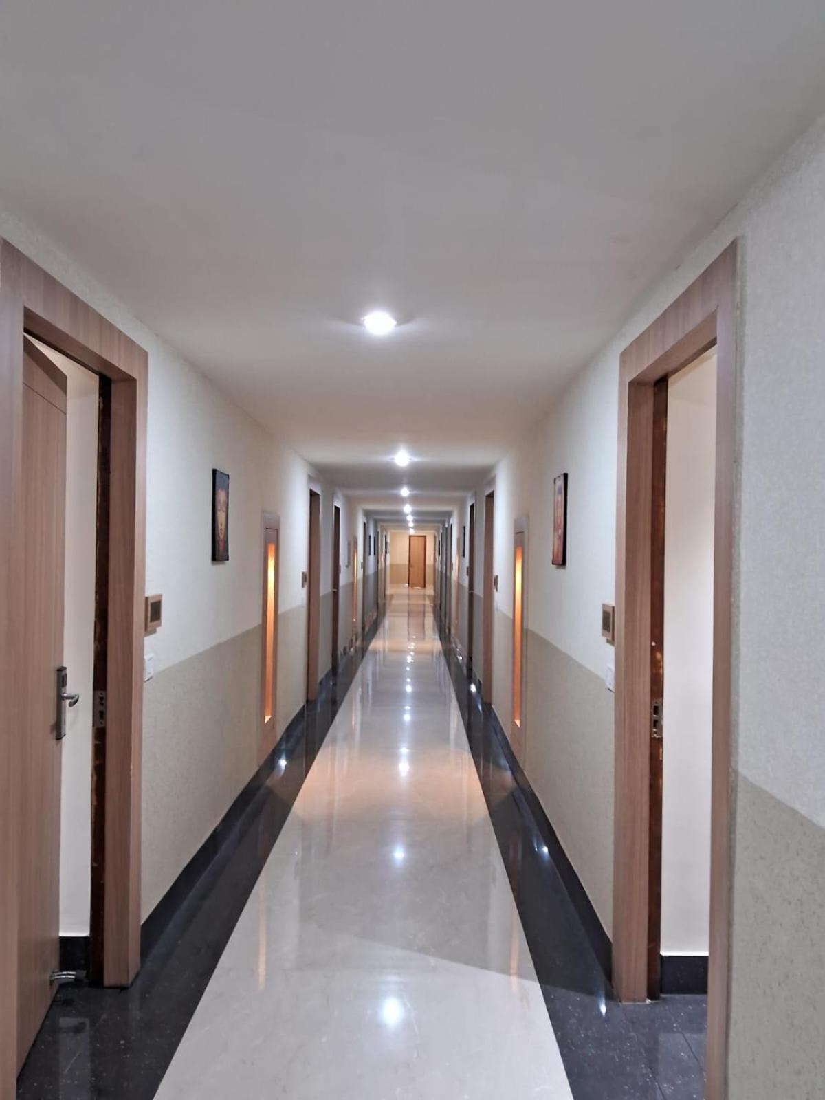 מלון The Rajgir Residency מראה חיצוני תמונה