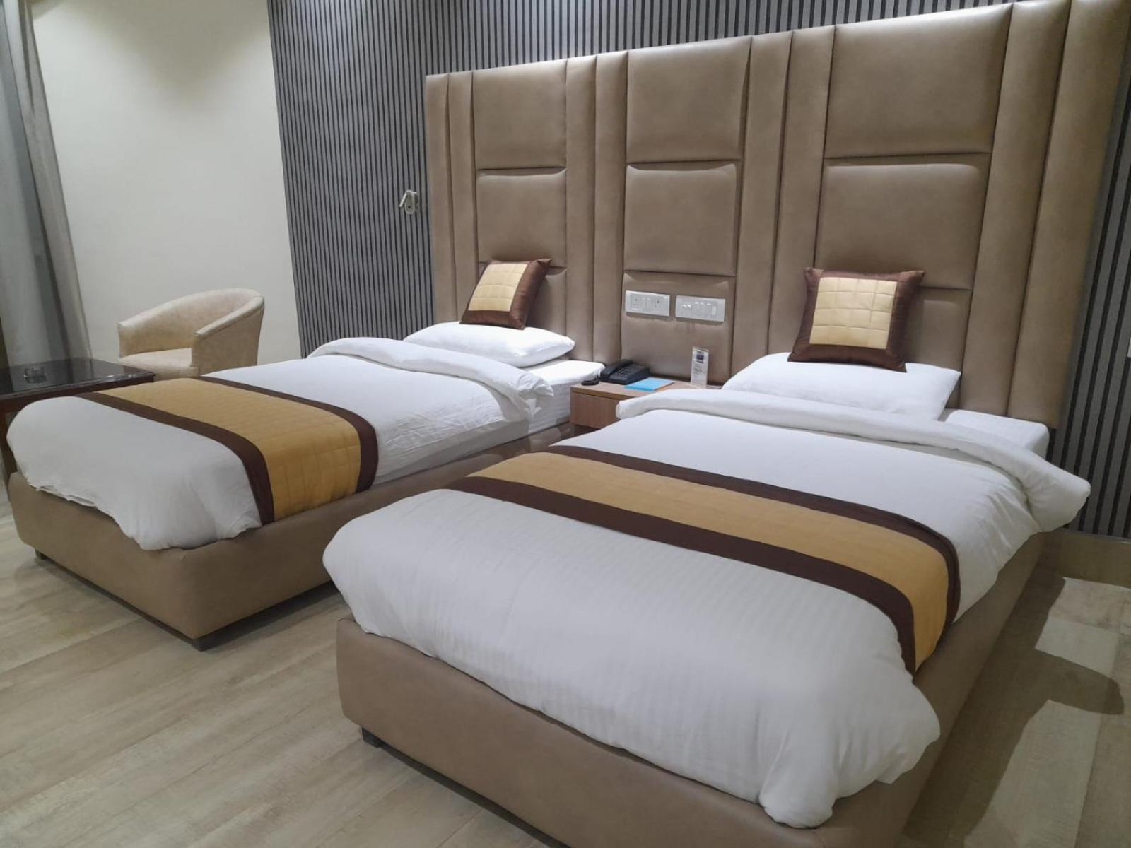 מלון The Rajgir Residency מראה חיצוני תמונה