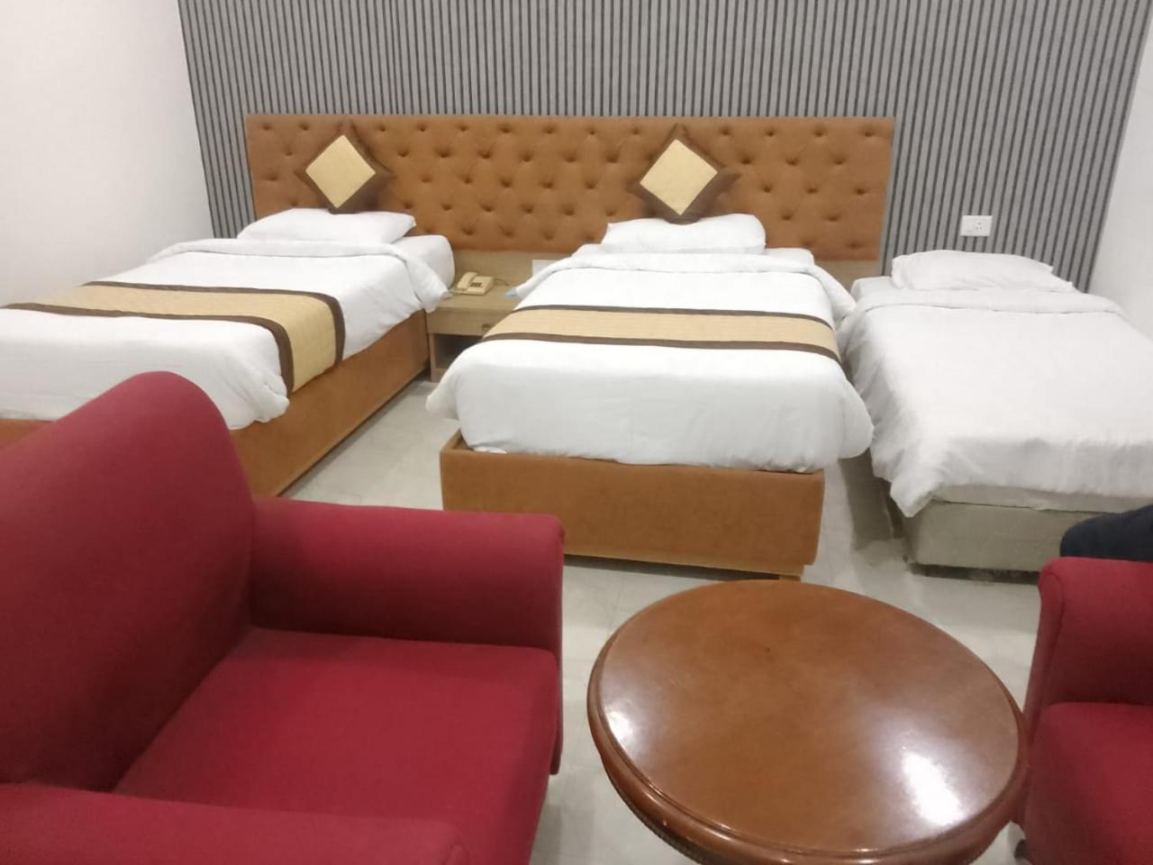 מלון The Rajgir Residency מראה חיצוני תמונה